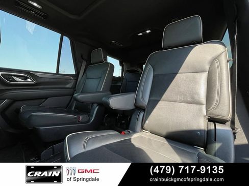 Used 2021 GMC Yukon SLT w/ SLT Premium Package AWD/4WD image 25