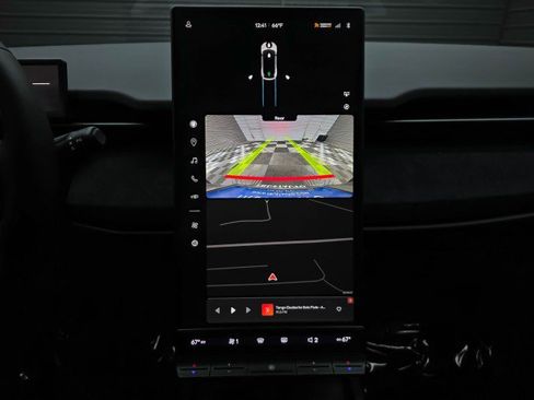 Used 2023 Fisker Ocean Sport FWD image 26