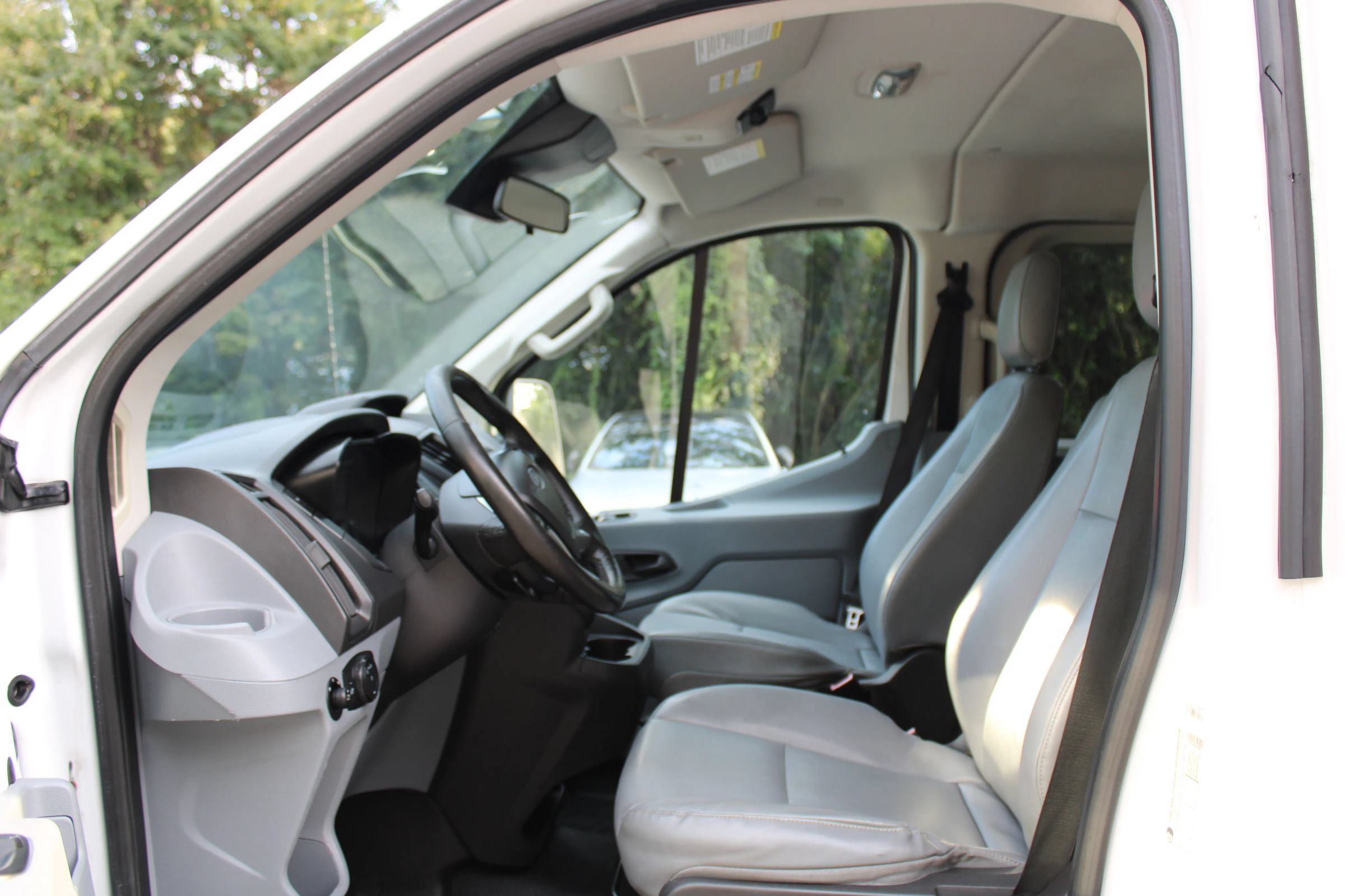 Used 2016 Ford Transit 350 XL RWD image 12