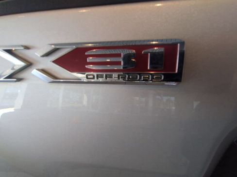 Used 2021 GMC Sierra 2500 SLT w/ SLT Preferred Package AWD/4WD image 28