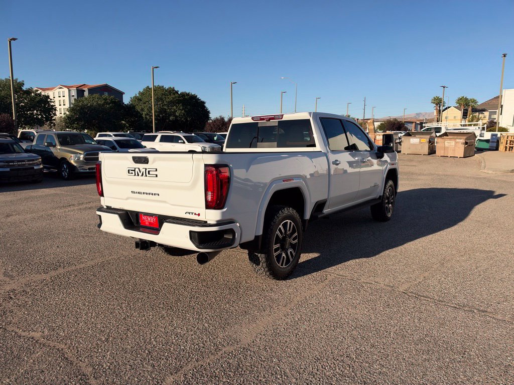 Used 2023 GMC Sierra 2500 AT4 w/ AT4 Premium Plus Package AWD/4WD image 5