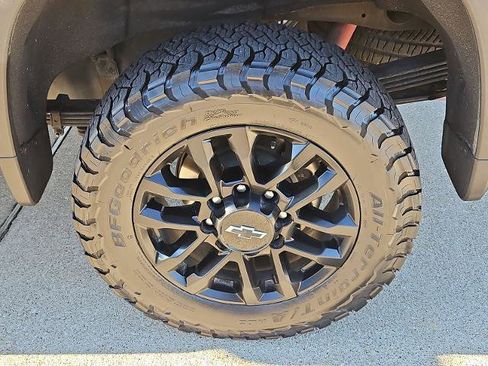 Certified 2025 Chevrolet Silverado 2500 LT w/ Trail Boss Package image 30