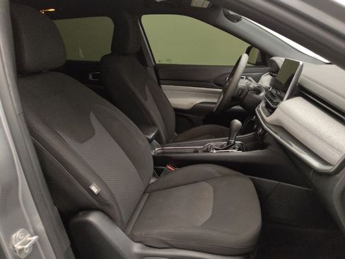 Used 2024 Jeep Compass Sport AWD/4WD image 21