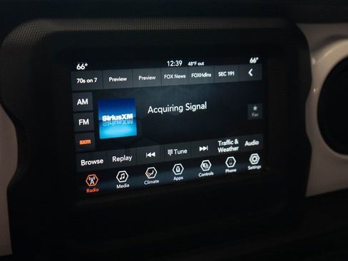 Used 2021 Jeep Wrangler Unlimited Islander image 22