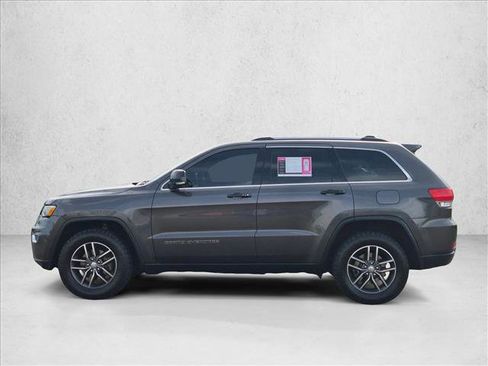 Used 2017 Jeep Grand Cherokee Limited AWD/4WD image 6
