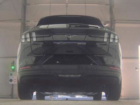 Used 2025 Ford Mustang Mach-E Premium AWD/4WD image 4
