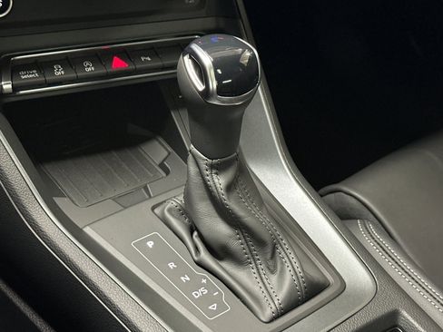 New 2025 Audi Q3 2.0T Premium image 33
