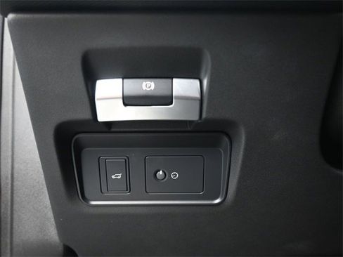 Used 2023 Land Rover Discovery Sport S R-Dynamic image 20