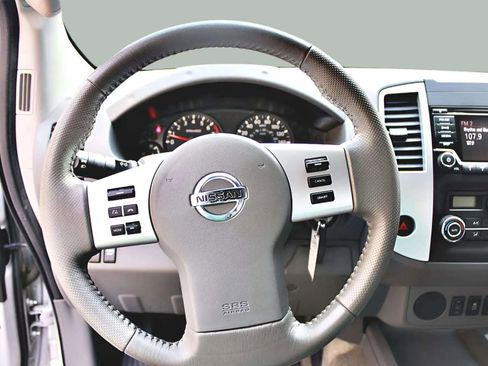 Used 2016 Nissan Frontier SV w/ SV Value Truck Package image 10