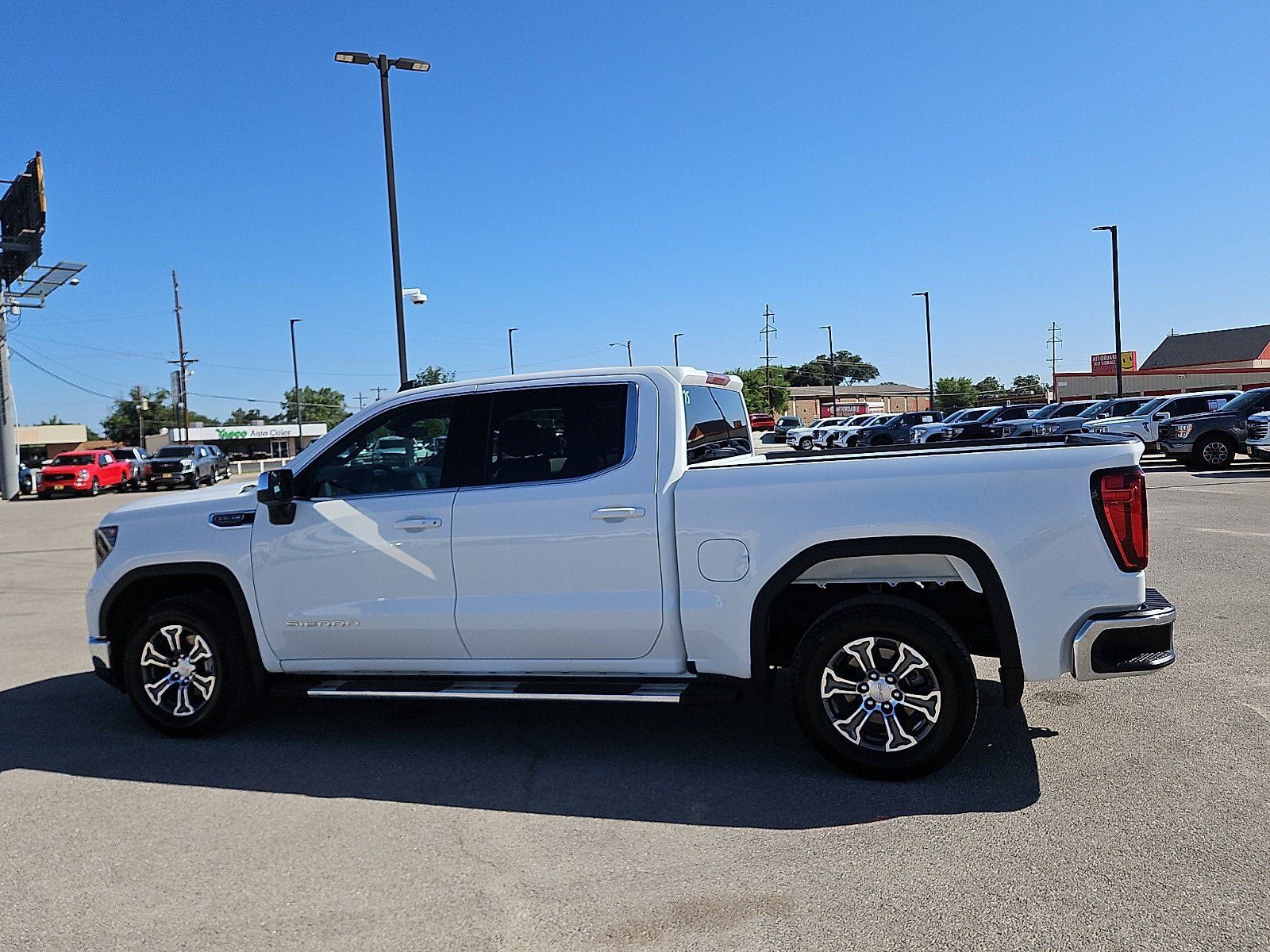 New 2026 GMC Sierra 1500 SLE RWD image 2