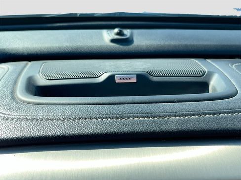 Used 2021 GMC Canyon Denali image 19