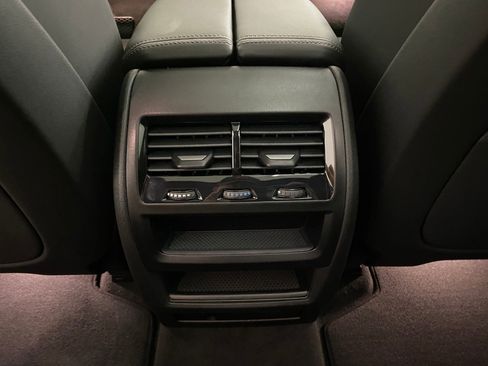 Used 2026 BMW X5 xDrive40i w/ Premium Package image 29