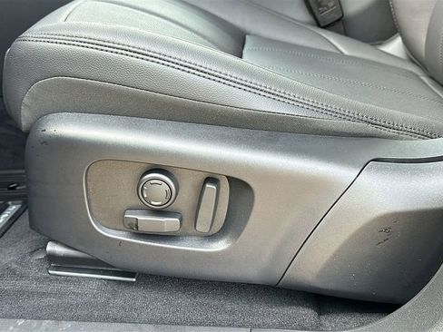 New 2026 Land Rover Range Rover Evoque S image 10