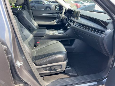 Used 2025 INFINITI QX60 Pure AWD/4WD image 12