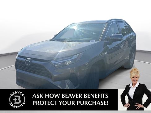 Used 2023 Toyota RAV4 XLE AWD/4WD image 1