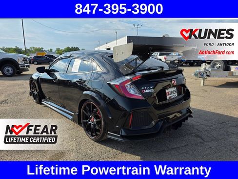 Used 2018 Honda Civic Type R image 7