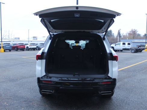 New 2026 Buick Enclave Sport Touring image 33