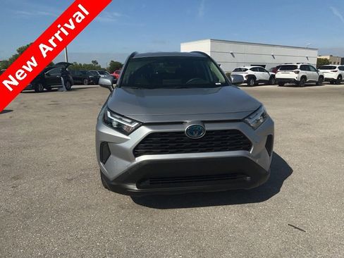 Used 2024 Toyota RAV4 XLE image 4