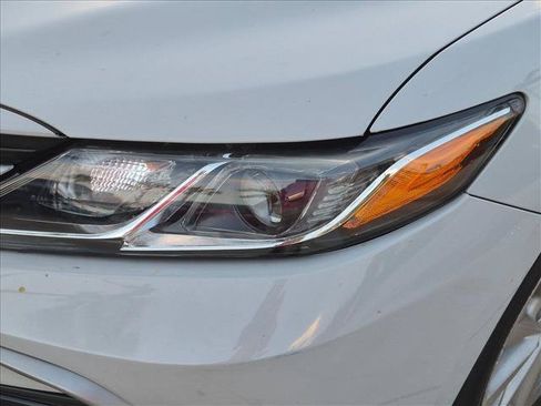 Used 2023 Toyota Camry LE w/ Convenience Package FWD image 7