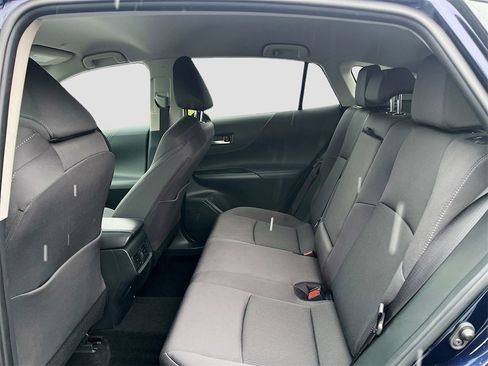 Used 2024 Toyota Venza LE image 23