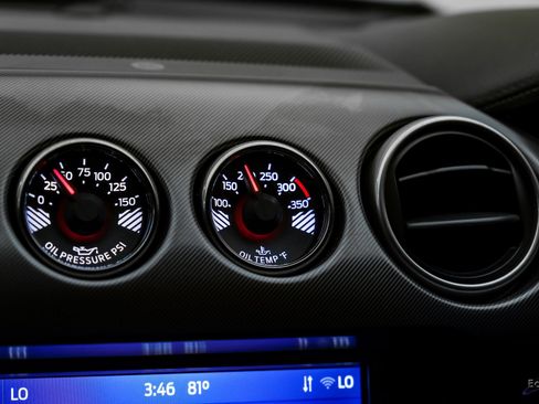 Used 2022 Ford Mustang Shelby GT500 w/ Technology Package image 44