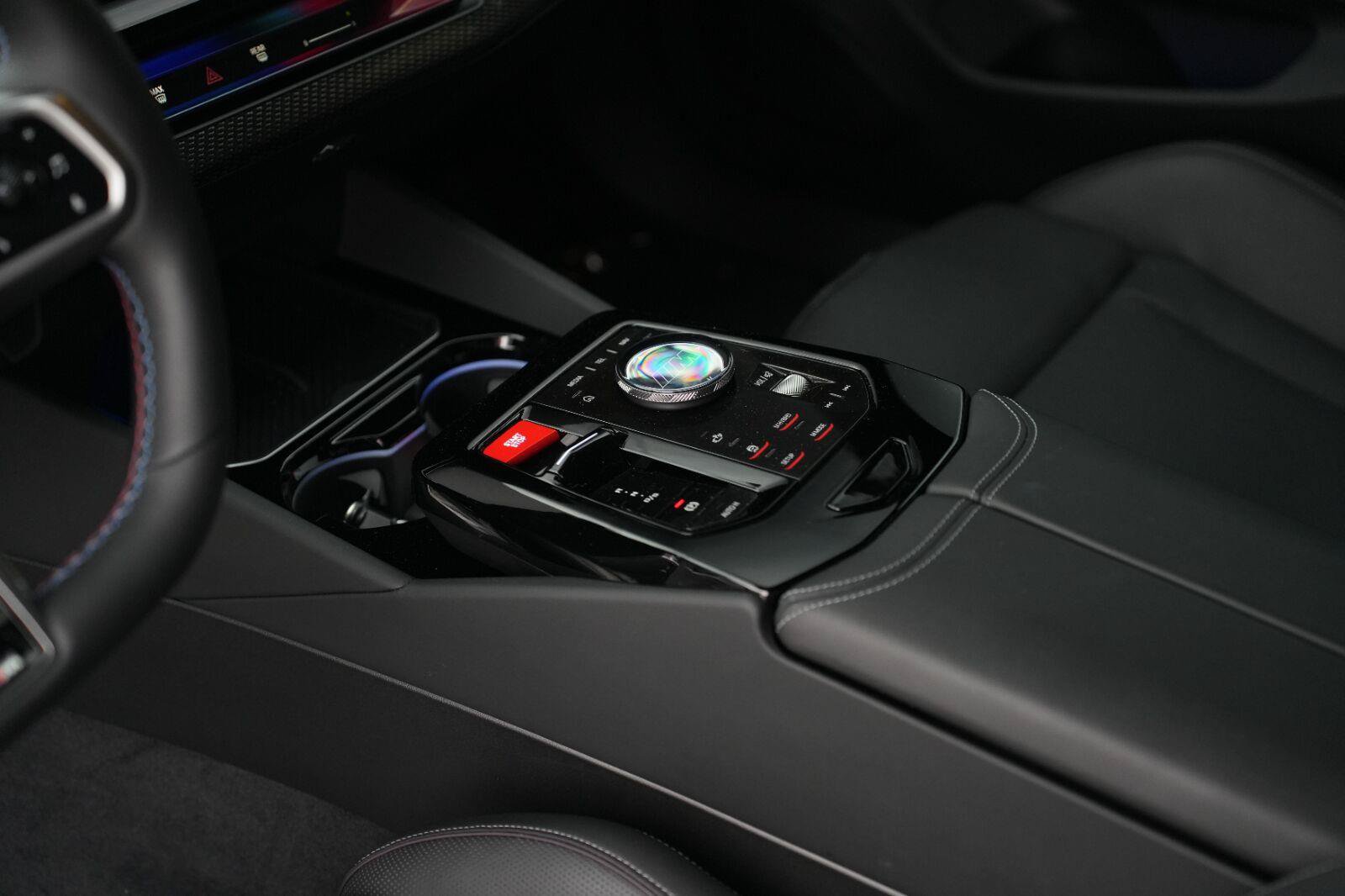 Used 2025 BMW M5 Touring AWD/4WD image 10