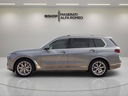 Used 2025 BMW X7 xDrive40i image 5