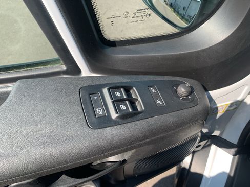 Used 2025 RAM ProMaster 3500 w/ Convenience Group FWD image 14