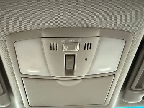 Used 2017 Nissan Armada Platinum w/ Captain Seat Package image 22