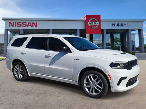 Used 2023 Dodge Durango R/T image 2