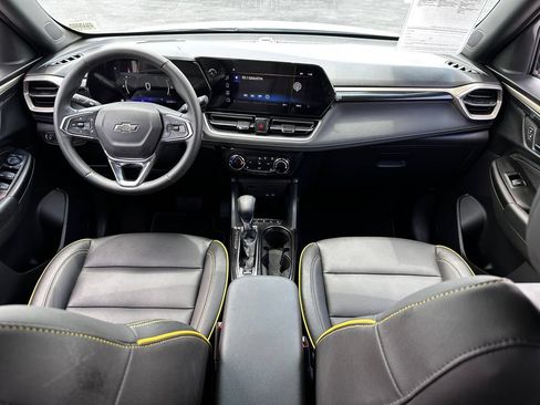 Certified 2024 Chevrolet TrailBlazer ACTIV w/ Driver Confidence Package FWD image 30