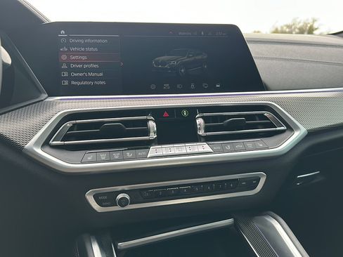 Used 2021 BMW X6 sDrive40i w/ M Sport Package image 30