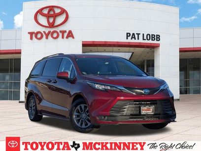 Used 2022 Toyota Sienna LE