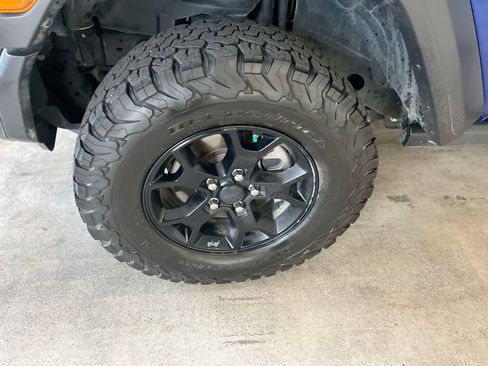 Used 2020 Jeep Wrangler Unlimited Sport image 10