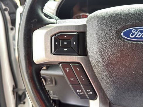 Used 2020 Ford F250 Platinum w/ FX4 Off-Road Package AWD/4WD image 22