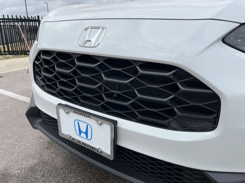 Certified 2026 Honda HR-V LX image 14