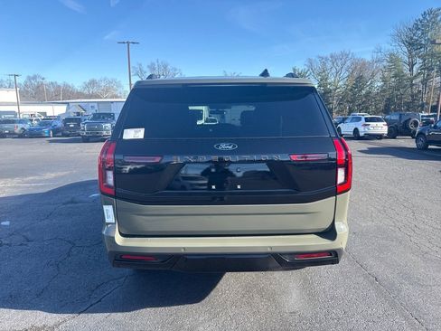New 2025 Ford Expedition Tremor image 8