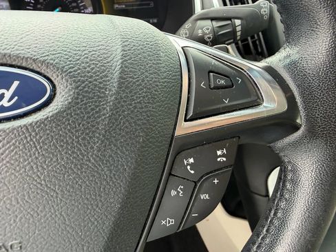 Used 2018 Ford Edge Titanium AWD/4WD image 40
