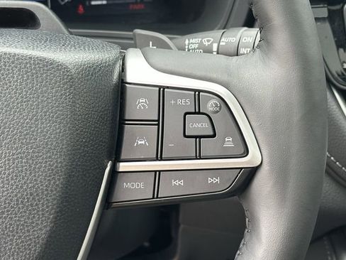 Used 2024 Toyota Grand Highlander AWD image 14