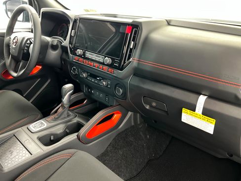 New 2026 Nissan Frontier PRO-4X w/ Pro-4x Convenience Package AWD/4WD image 19