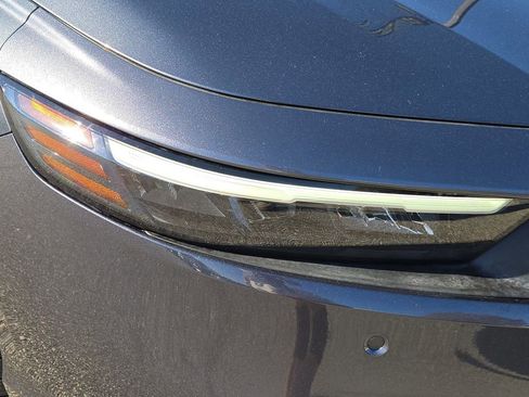 Used 2023 Honda Accord Touring image 5