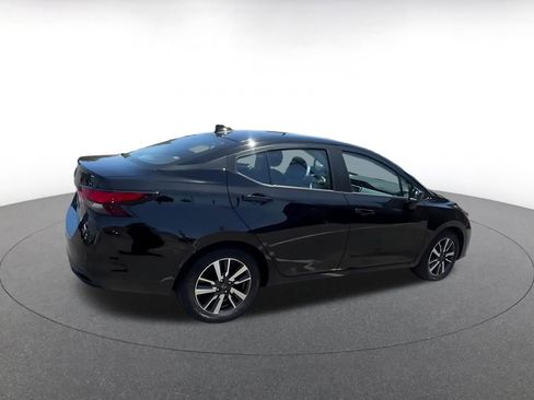 Used 2025 Nissan Versa SV FWD image 14