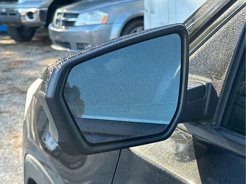 Used 2018 GMC Terrain SLE image 12