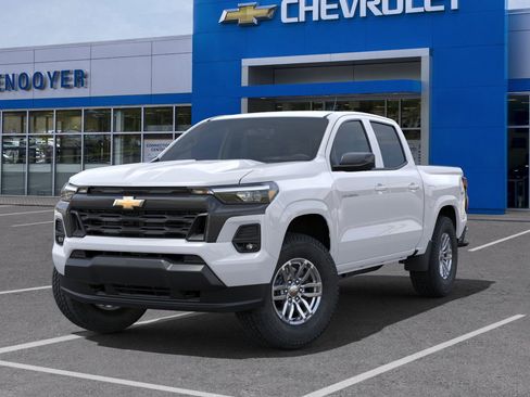 New 2025 Chevrolet Colorado LT w/ LT Convenience Package image 30