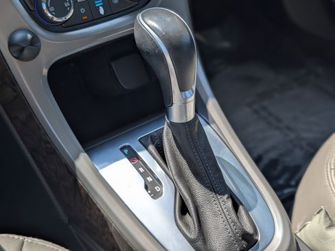 Used 2016 Buick Verano w/ Comfort Package FWD image 17