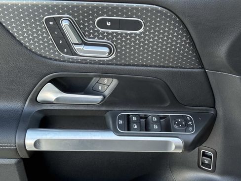 Used 2026 Mercedes-Benz GLB 250 GLB 250 image 20