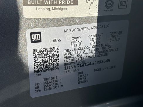 Used 2025 Chevrolet Traverse LT w/ Driver Confidence Package FWD image 10