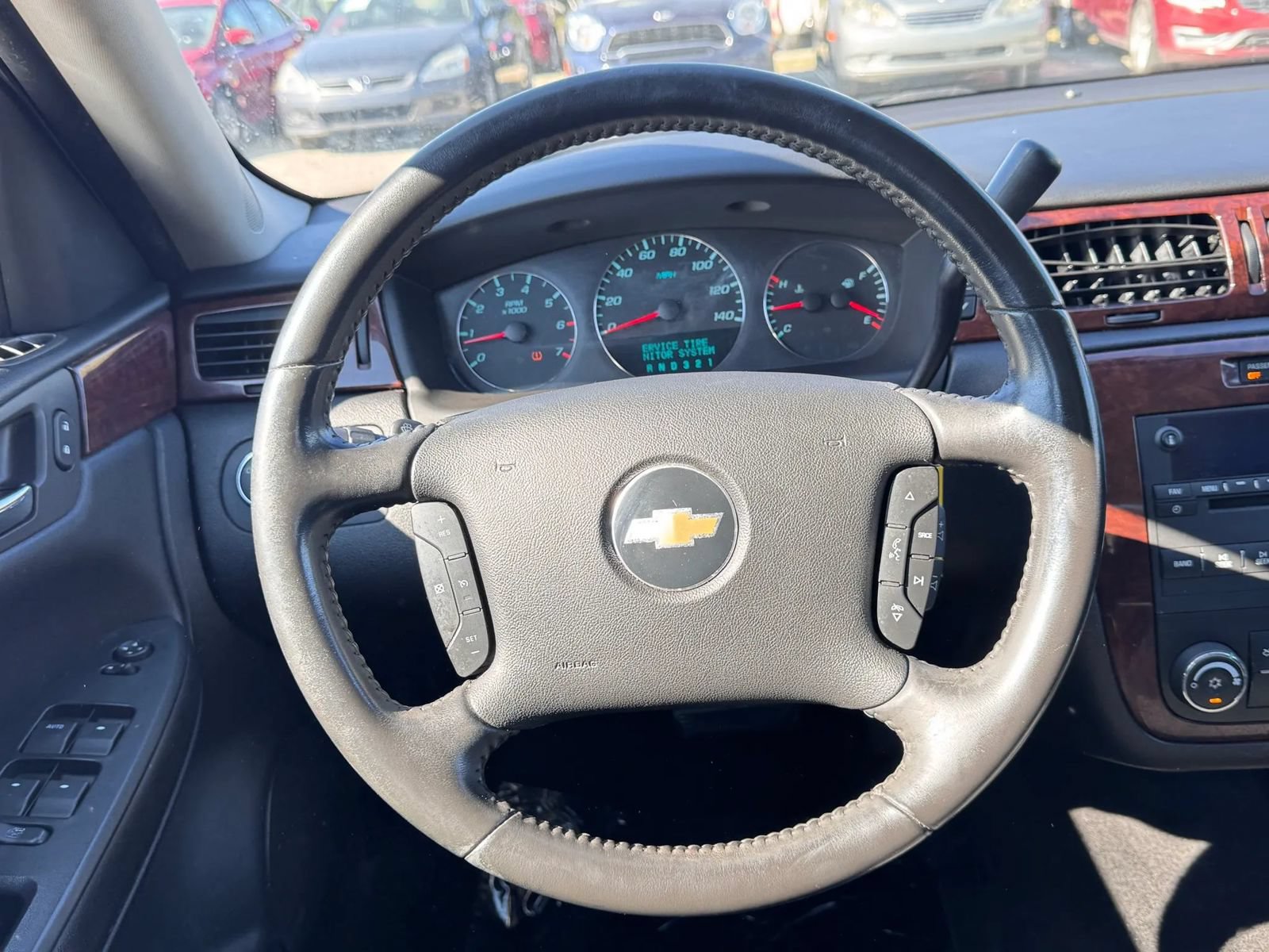 Used 2010 Chevrolet Impala LT FWD image 3
