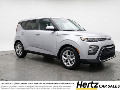 Used 2025 Kia Soul LX w/ LX Technology Package