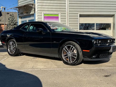 Used 2018 Dodge Challenger GT w/ Driver Convenience Group image 2